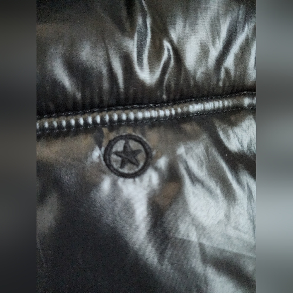 Converse One Star Puffer Vest Mens S Womens M Black Shiny Embroidered Logo - Picture 3 of 8